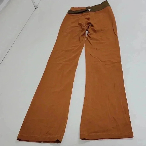 Lululemon Throwback Astro PantButternut Brown / Deep Artifact - Picture 9 of 16
